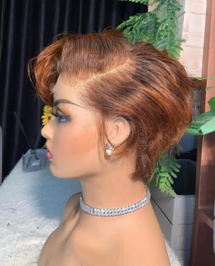 experience-the-art-of-professional-makeup-at-sims-beauty-place